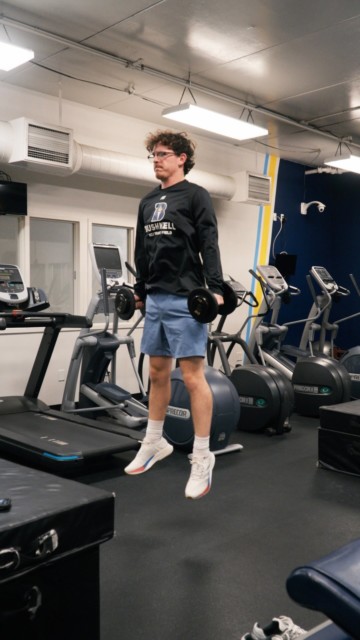 Day in the Life Spotlight: Charlie Box! 💡
From class lectures to morning runs, follow Charlie @boxxiepoo as he pursues excellence in both academics and athletics as a Bushnell student athlete.