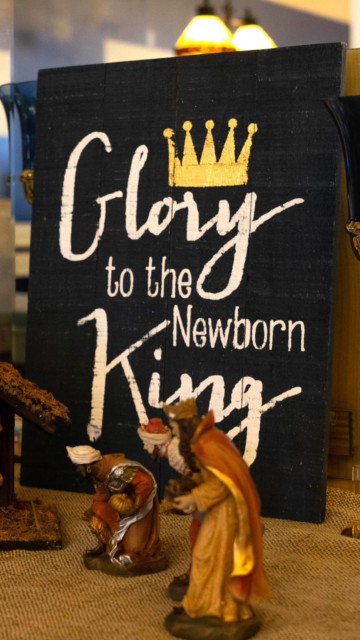 Merry Christmas from Bushnell University! Today we rejoice in the day of our Lord and Savior’s birth, Jesus Christ. May we have time to pause to reflect on the hope and peace he brings.
“For to us a child is born, to us a son is given, and the government will be on his shoulders.
And he will be called Wonderful Counselor, Mighty God, Everlasting Father, Prince of Peace.” - Isaiah 9:6