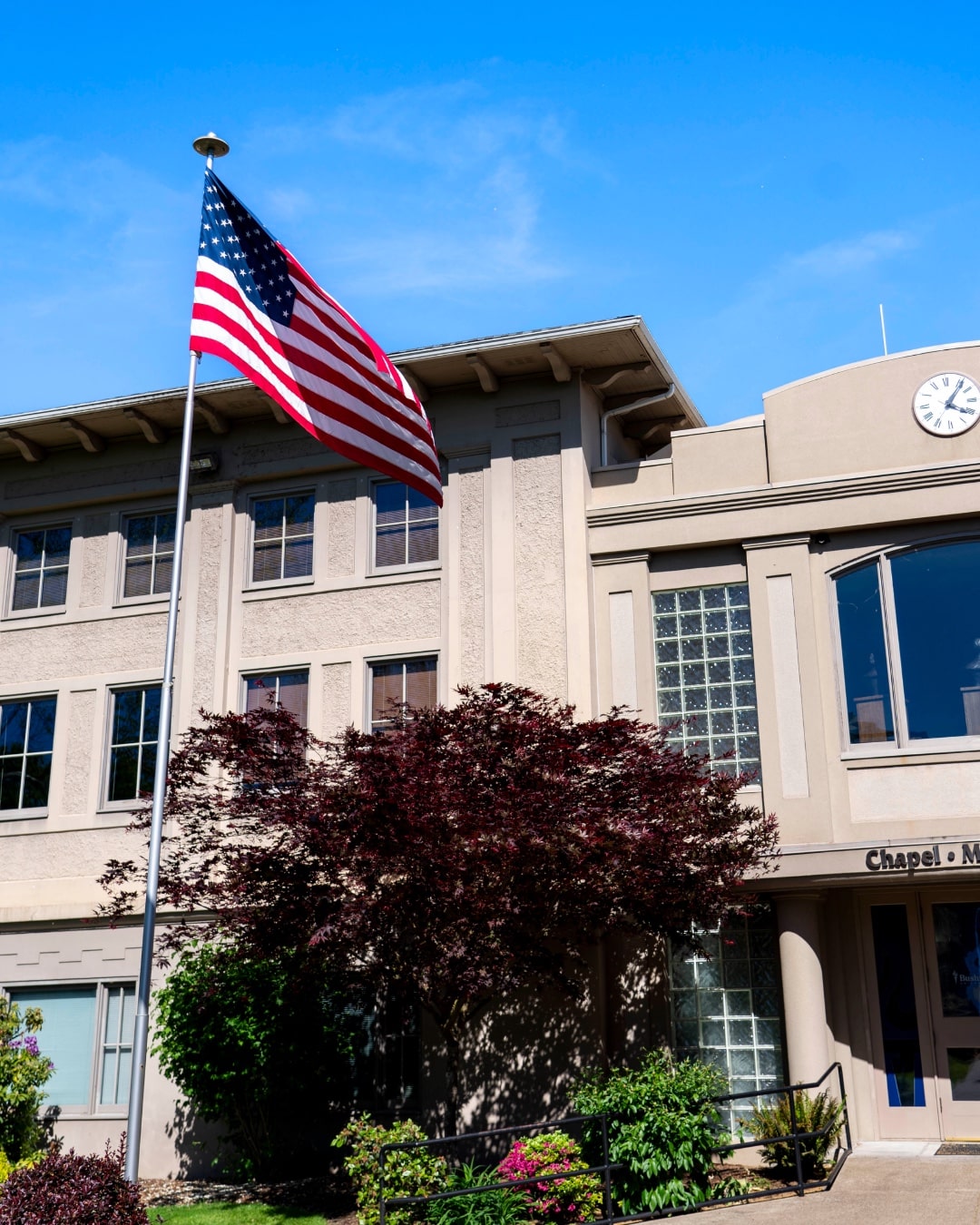 🇺🇸 Happy Independence Day!
Wishing our Bushnell community a safe and joyful Fourth of July as we celebrate our nation's 250th anniversary!