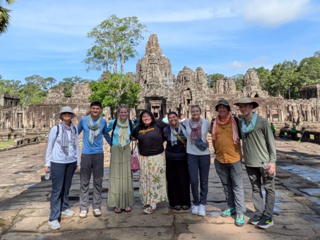 For just over two weeks, our 2026 Bushnell University Cambodia Missions Team 🇰🇭 had the opportunity to serve alongside local ministry partners, build meaningful relationships, and share the hope of Jesus with communities throughout Cambodia.
Spending time in and around Phnom Penh and Siem Reap, our Beacons immersed themselves in Cambodia's history and culture through experiences such as taking a Khmer culture and language class and visiting several significant historical sites.
Working alongside local teachers and pastors, the team shared the Gospel with students through songs and Bible stories, taught English through games, and led fun crafts. They also helped build shelters in a village four hours outside of Phnom Penh, serving local families in practical and meaningful ways.
Great job, Beacons! We loved seeing you serve and share Christ's love with so many communities throughout Cambodia.